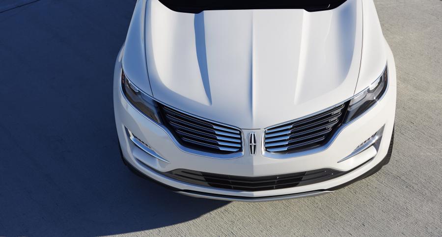  Lincoln MKC Concept 2013 года  (фото 15 из 39)